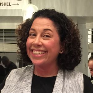 Meet your Posher, Stephanie